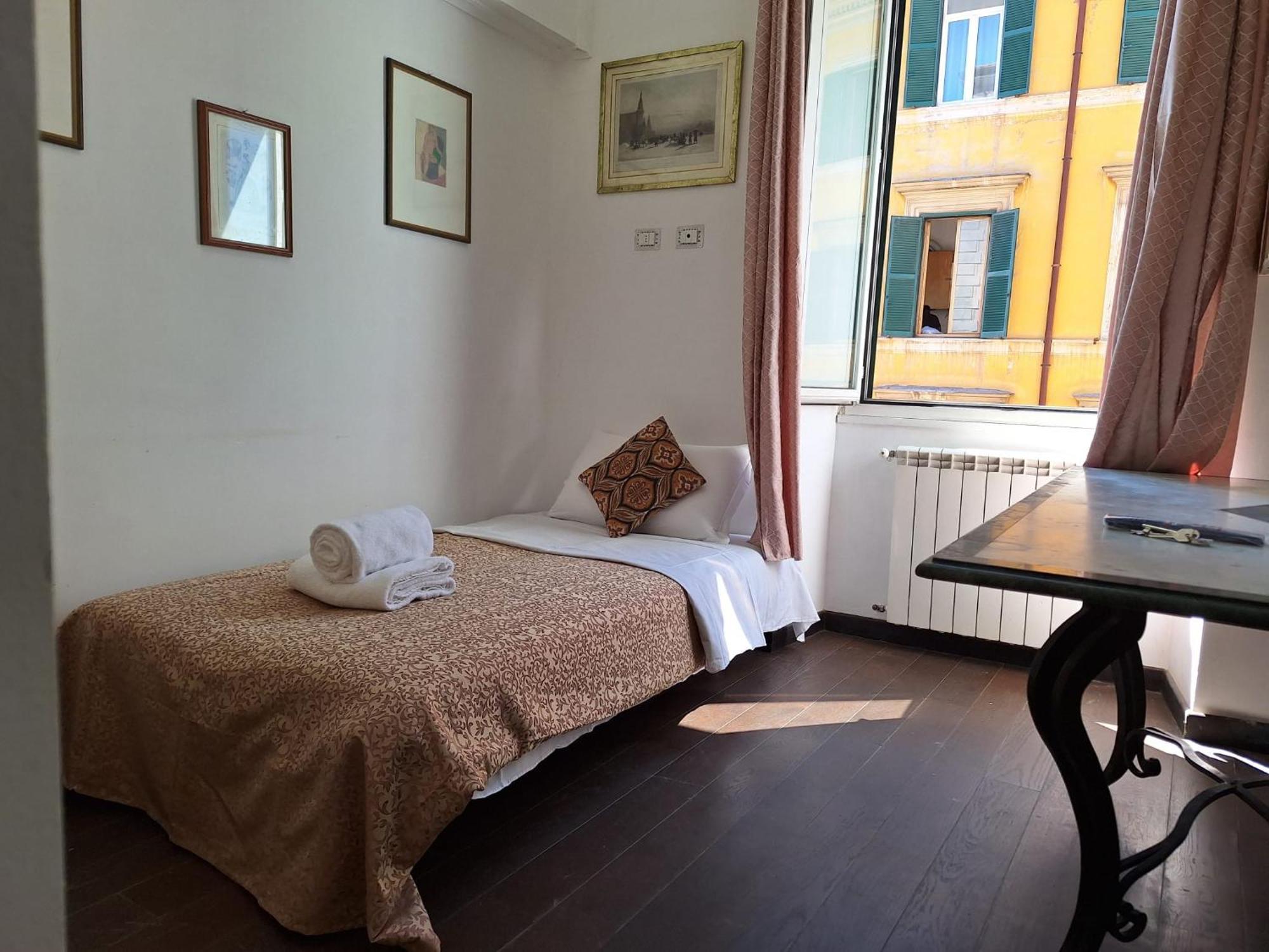 Хостел Casa Fanti 57 Рим Екстер'єр фото
