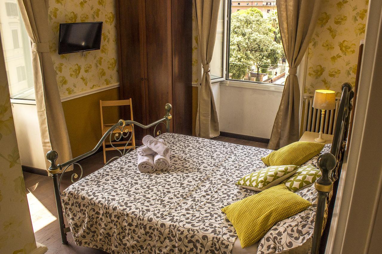 Хостел Casa Fanti 57 Рим Екстер'єр фото