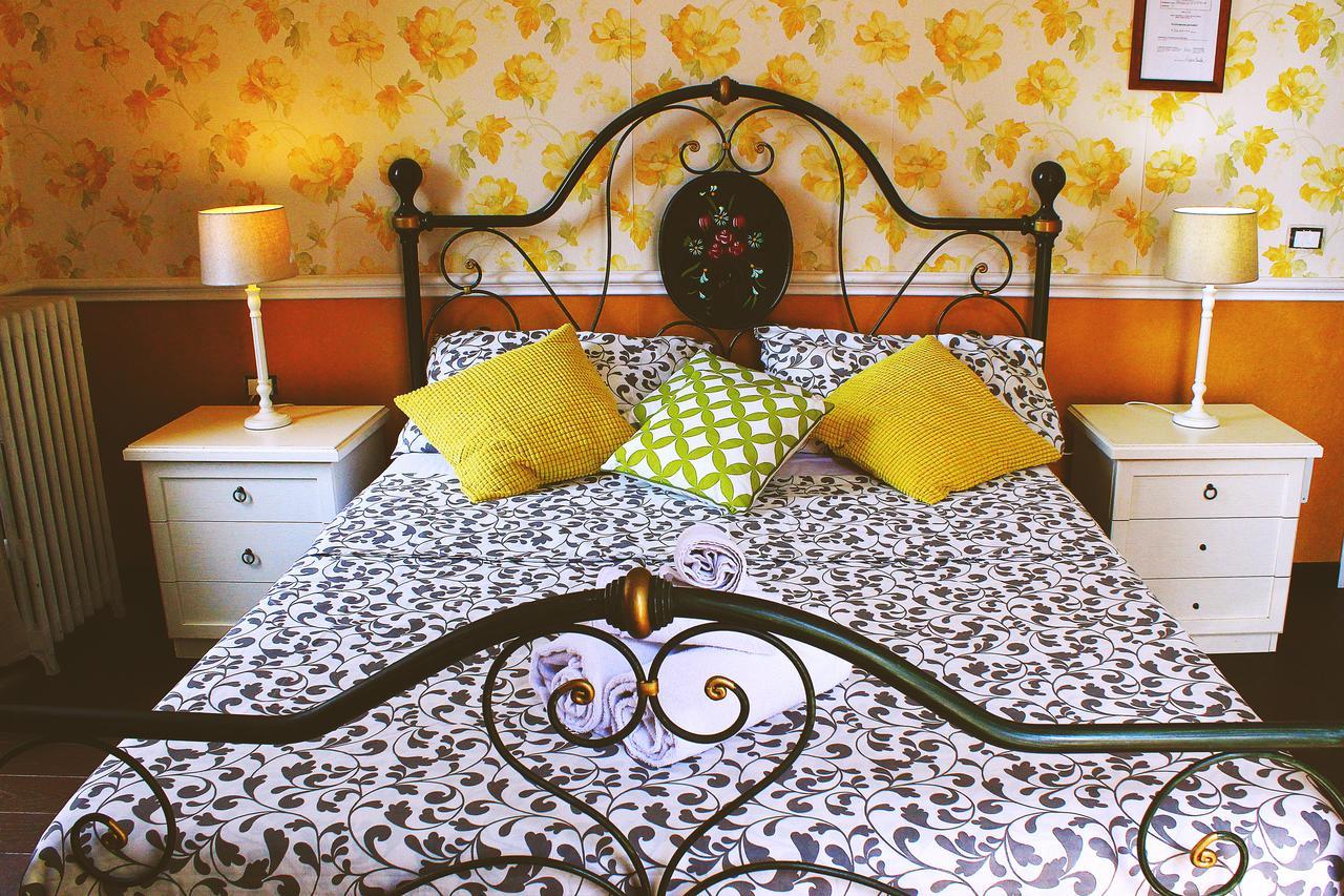Хостел Casa Fanti 57 Рим Екстер'єр фото