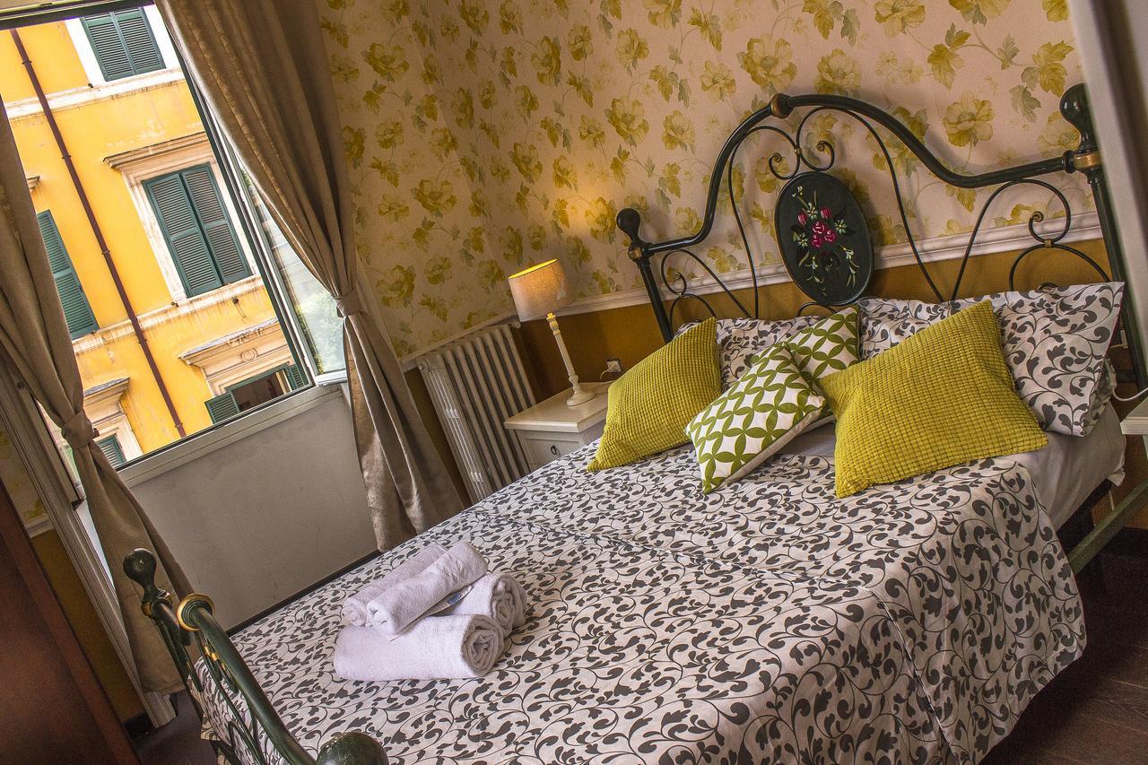 Хостел Casa Fanti 57 Рим Екстер'єр фото